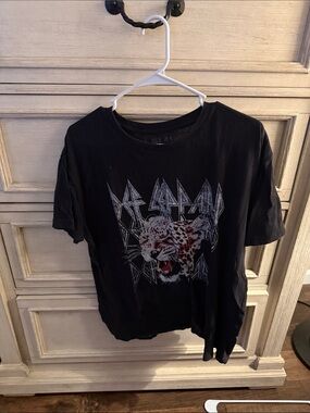 Black Short Sleeve Tee with Leopard Graphic